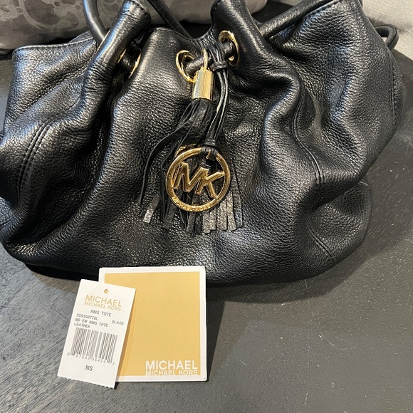Michael Kors East meets West Black Ring Tote Bag